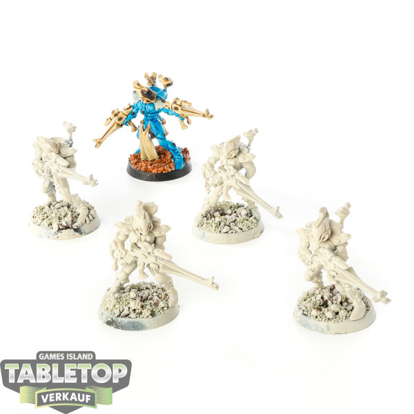 Aeldari - 5 Dire Avengers - teilweise bemalt