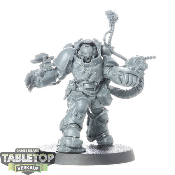 Space Marines - Captain in Gravis Armour - unbemalt