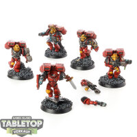 Blood Angels - 5 Assault Marines - bemalt