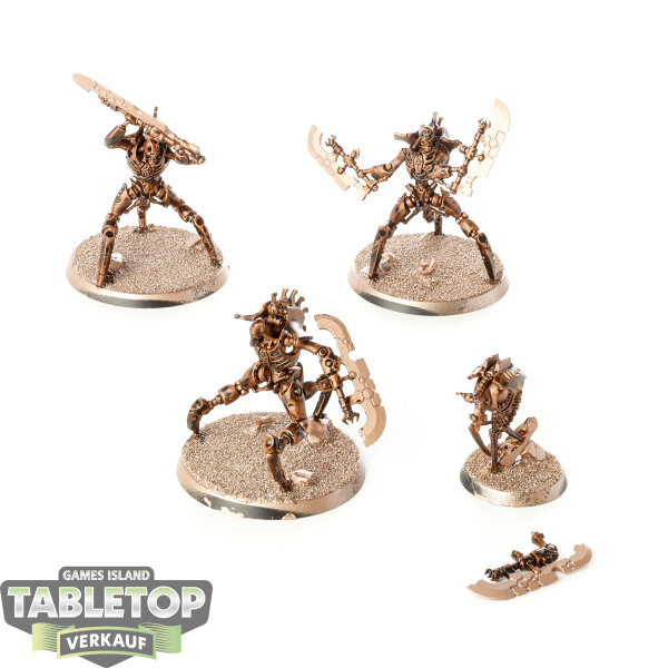 Necrons - 3x Skorpekh Destroyers - teilweise bemalt