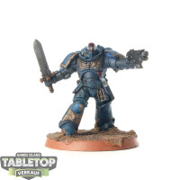 Space Marines - Primaris Lieutenant with Power Sword...
