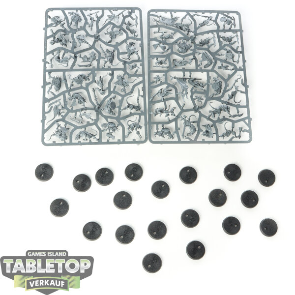 Skaven - 20x Clanrats - im Gussrahmen