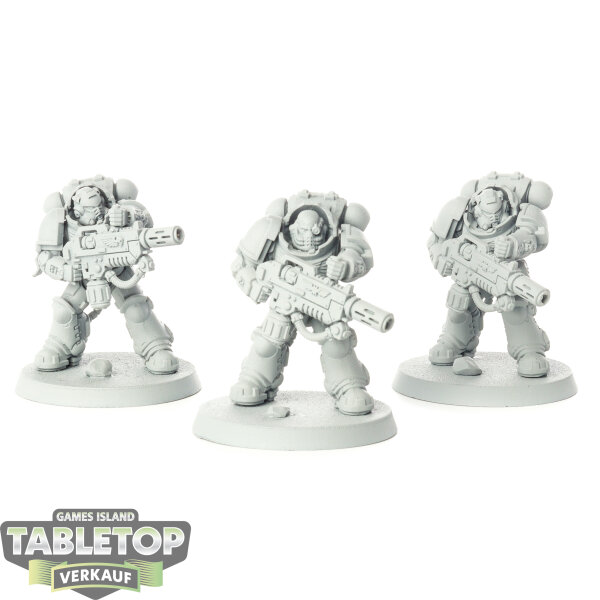Space Marines - 3x Primaris Eradicators - grundiert