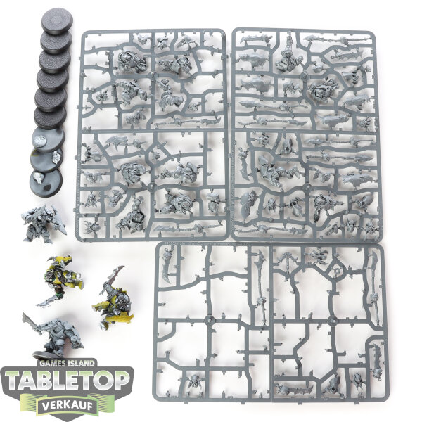 Orruk Warclans - 10 Ardboyz - teilweise bemalt