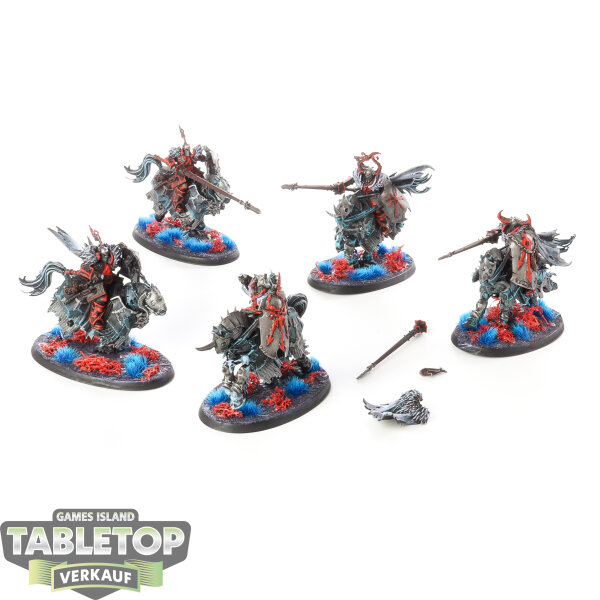 Slaves to Darkness - 5 Chaos Knights - bemalt