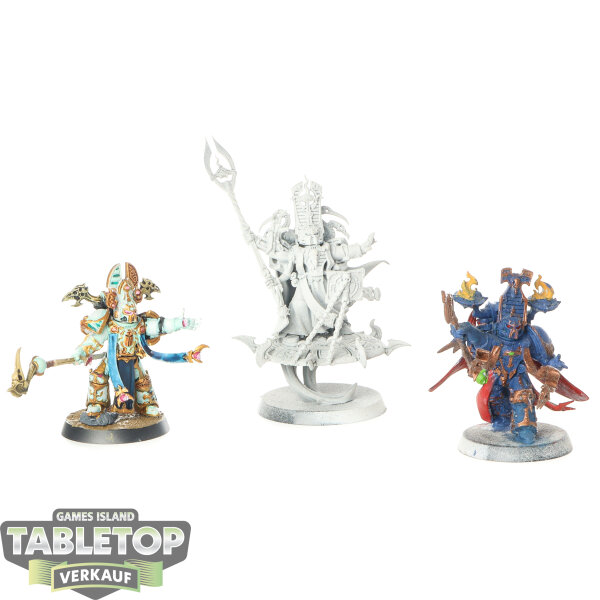 Thousand Sons - 3 Exalted Sorcerers - teilweise bemalt