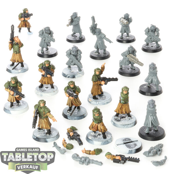 Miniaturen - 18x Shock Troops / Greatcoat Troopers Sci-Fi Infantry - Wargames Factory - teilweise bemalt