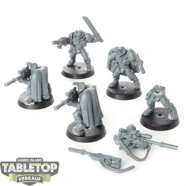 Space Marines - 5x Scouts klassisch - unbemalt