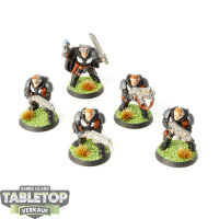 Space Marines - 5 Scouts klassisch - bemalt