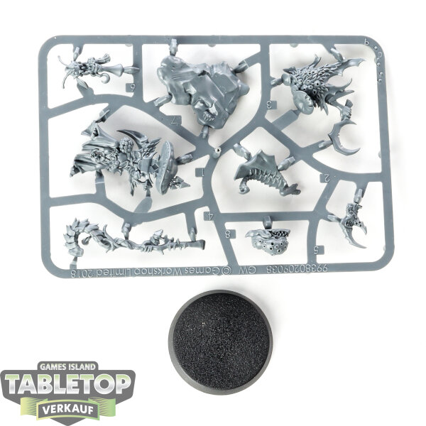 Gloomspite Gitz - Fungoid Cave-Shaman - im Gussrahmen