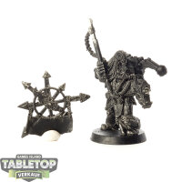 Chaos Space Marines - Icon Bearer klassisch - grundiert