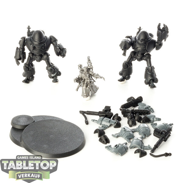 Adeptus Mechanicus - 2 Kastelan Robots - teilweise bemalt