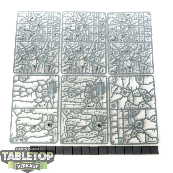 Armies of Grand Cathay - 15x Jade Warriors - im Gussrahmen
