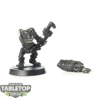 Orks - Gorkamorka Spanner Boy klassisch - teilweise bemalt