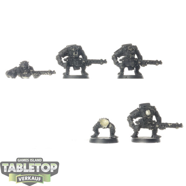 Orks - 4 x Ork Burna Boyz klassisch - teilweise bemalt