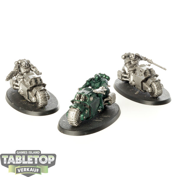 Space Marines - 3x Outriders - teilweise bemalt