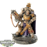 Space Marines - Captain in Gravis Armour with...