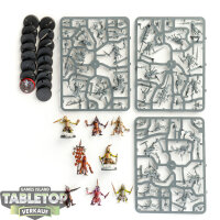 Orruk Warclans - 18 x Hobgrot Slittaz - teilweise gebaut