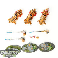 Adeptus Custodes - 4x Vertus Praetors - bemalt