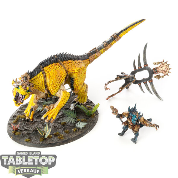 Seraphon - Saurus Oldblood on Carnosaur - bemalt