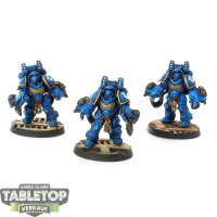 Ultramarines - 3 Aggressor Squad - bemalt