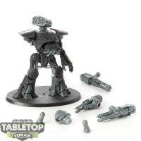 Legion Imperiales -  Reaver Battle Titan with Power Fist...