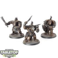 Beastmen Brayherds - 3 x Minotaur Herd - teilweise bemalt