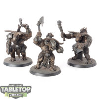 Beastmen Brayherds - 3 x Minotaur Herd - teilweise bemalt