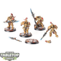 Adeptus Custodes - 4 x Custodian Guard - bemalt