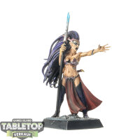 Cities of Sigmar - Sorceress - bemalt