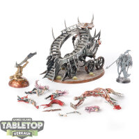 Daughters of Khaine - Slaughter Queen on Cauldron of...
