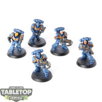 Ultramarines - 5 Intercessor Squad - bemalt