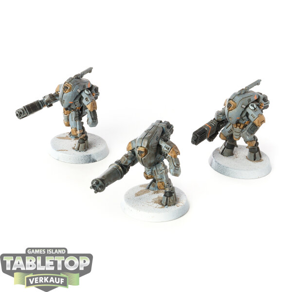 Tau Empire - 3 Stealth Battlesuits - bemalt