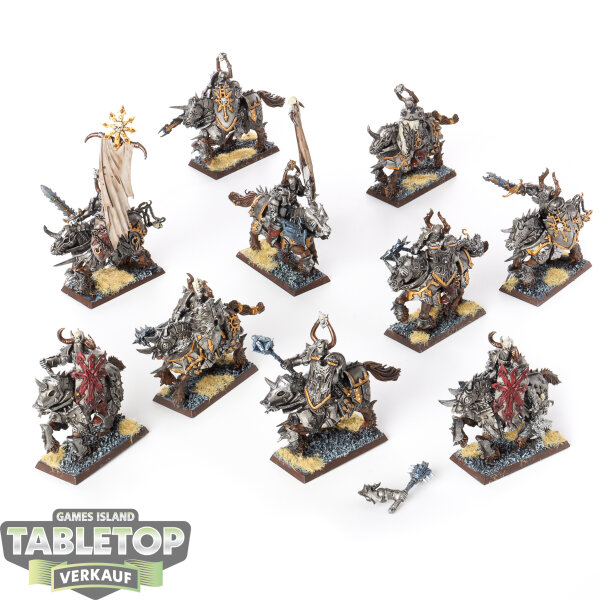 Warriors of Chaos - 10x Chaos Knights - bemalt