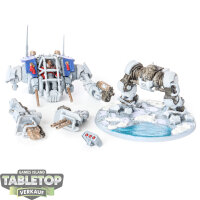 Space Marines - Invictor Tactical Warsuit - teilweise bemalt