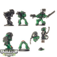 Space Marines - 5 Devastator Squad - teilweise bemalt