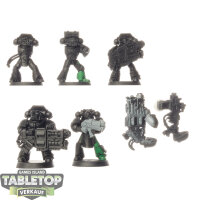 Space Marines - 5 Devastator Squad - teilweise bemalt