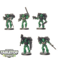 Space Marines - 5 Space Marine Assault Squad - grundiert