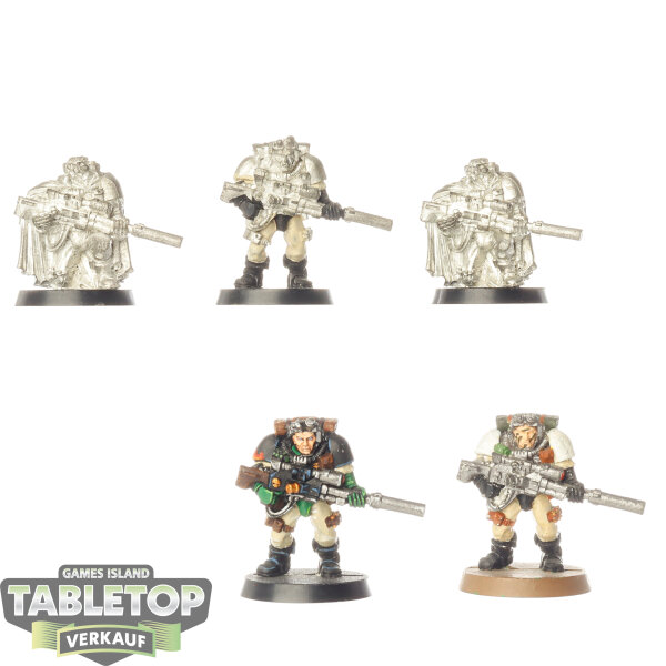 Space Marines - 5 Scout Squad classic - teilweise bemalt