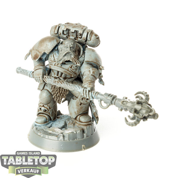 Space Wolves - Librarian - grundiert