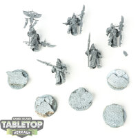 Adeptus Custodes - 5 Custodian Wardens - unbemalt