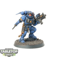 Space Marines - Lieutenant - bemalt