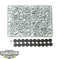 Skaven - 20 Clanrats - im Gussrahmen