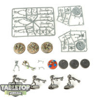 Necrons - 10x Necron Warriors - teilweise gebaut