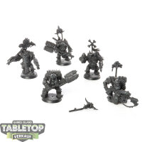 Orks - 5 Ork Nobz - grundiert