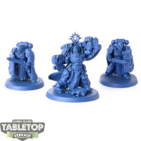 Ultramarines - Marneus Calgar with Victrix Honour Guard -...