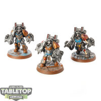 Space Marines - 3 Aggressor Squad - bemalt