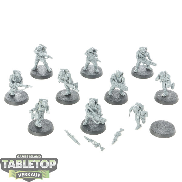 Astra Militarum - 10 Cadian Shock Troops - unbemalt