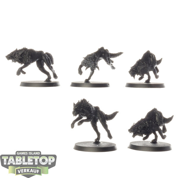 Space Wolves - 5 Fenrisian Wolves - grundiert