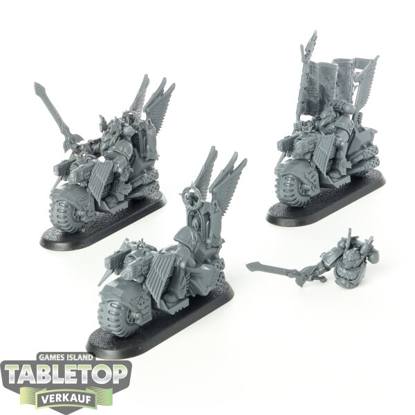 Dark Angels - 3 x Ravenwing Black Knights - unbemalt